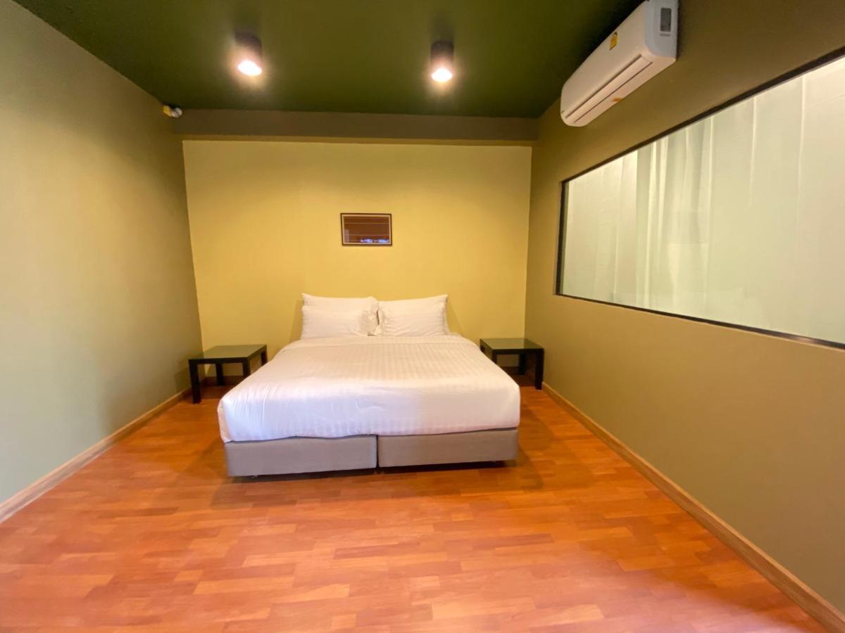 Work Den Chiangrai Hotel Chiang Rai Luaran gambar