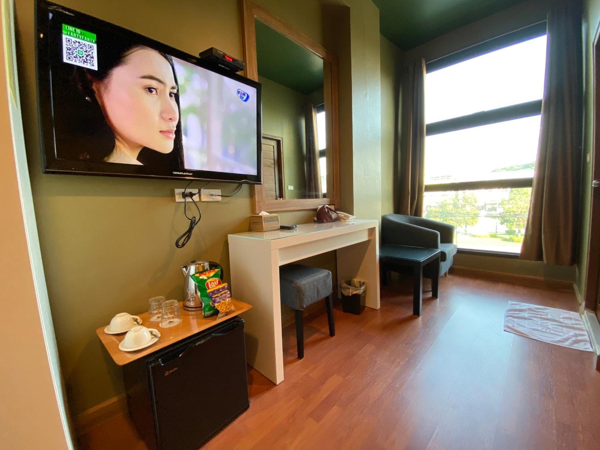 Work Den Chiangrai Hotel Chiang Rai Luaran gambar