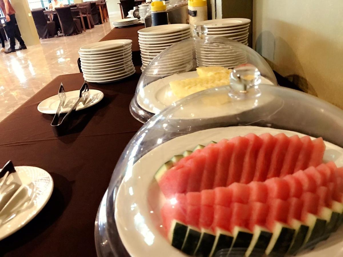 Work Den Chiangrai Hotel Chiang Rai Luaran gambar